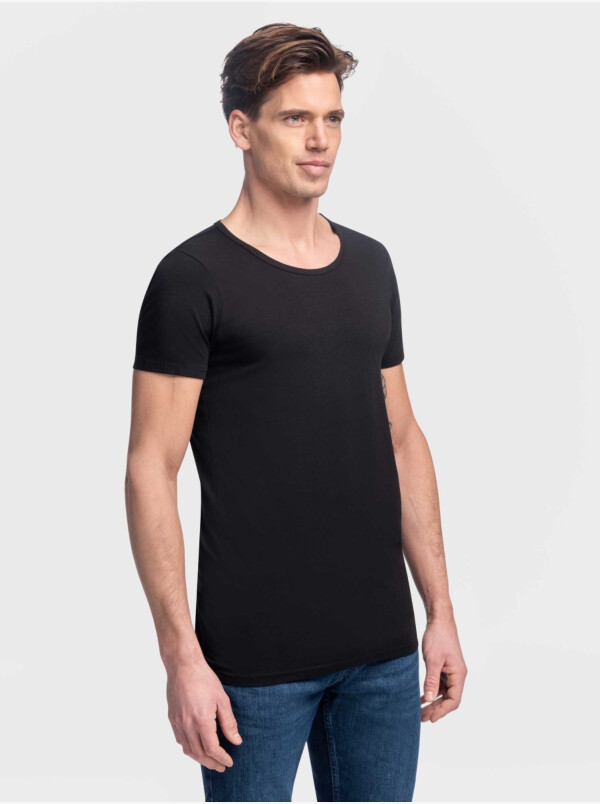 girav-extra-lang-basic-tshirt-zwart-jakarta